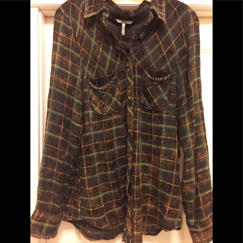 BKE Eased button down shirt Med